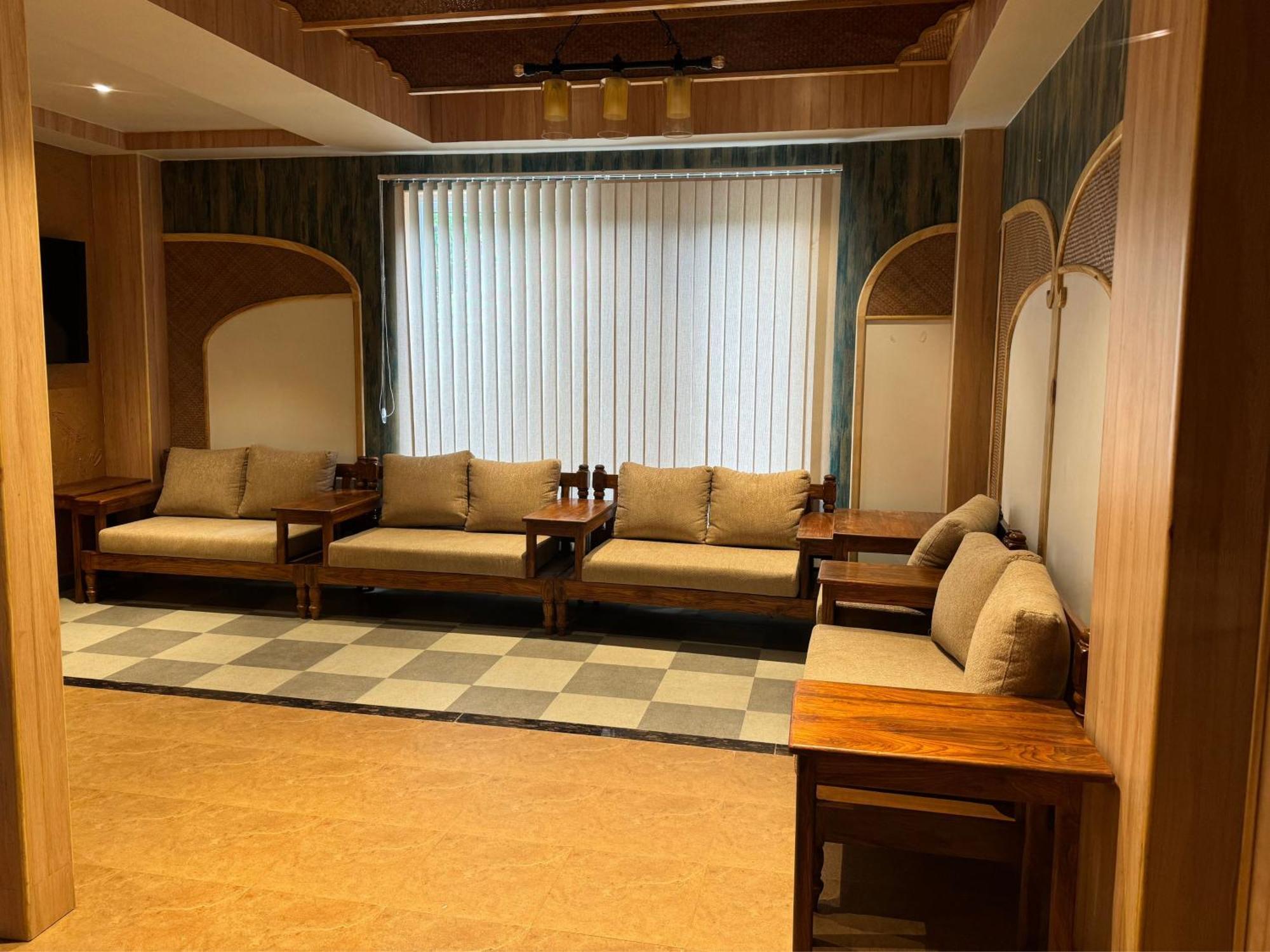 Hotel Vistara Katmandou Extérieur photo